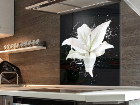 White Lily Kitchen Splashback
