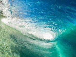 PSB386-inside-a-wave
